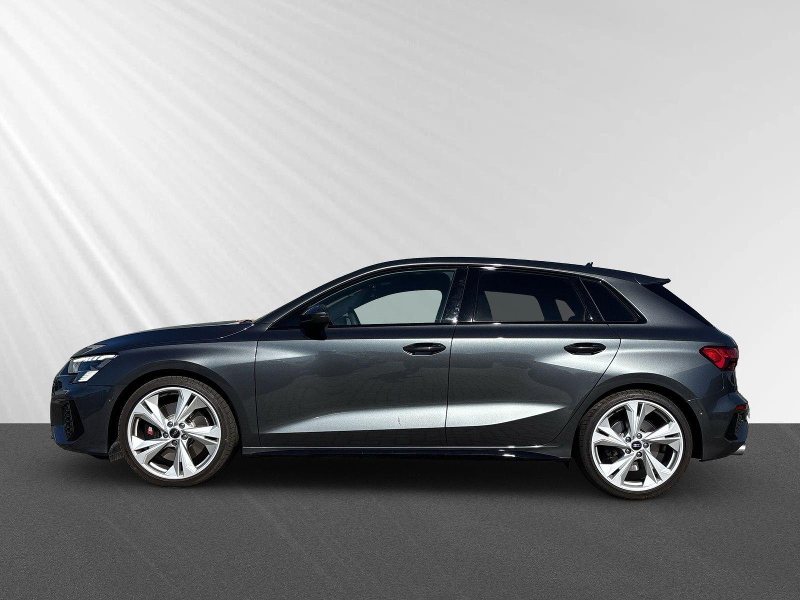 S3 Sportback TFSI 228(310) kW(PS) S tronic