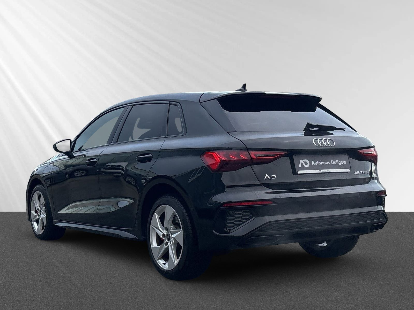 A3 Sportback TFSI e S line 45 e 180(245) kW(PS) S tronic