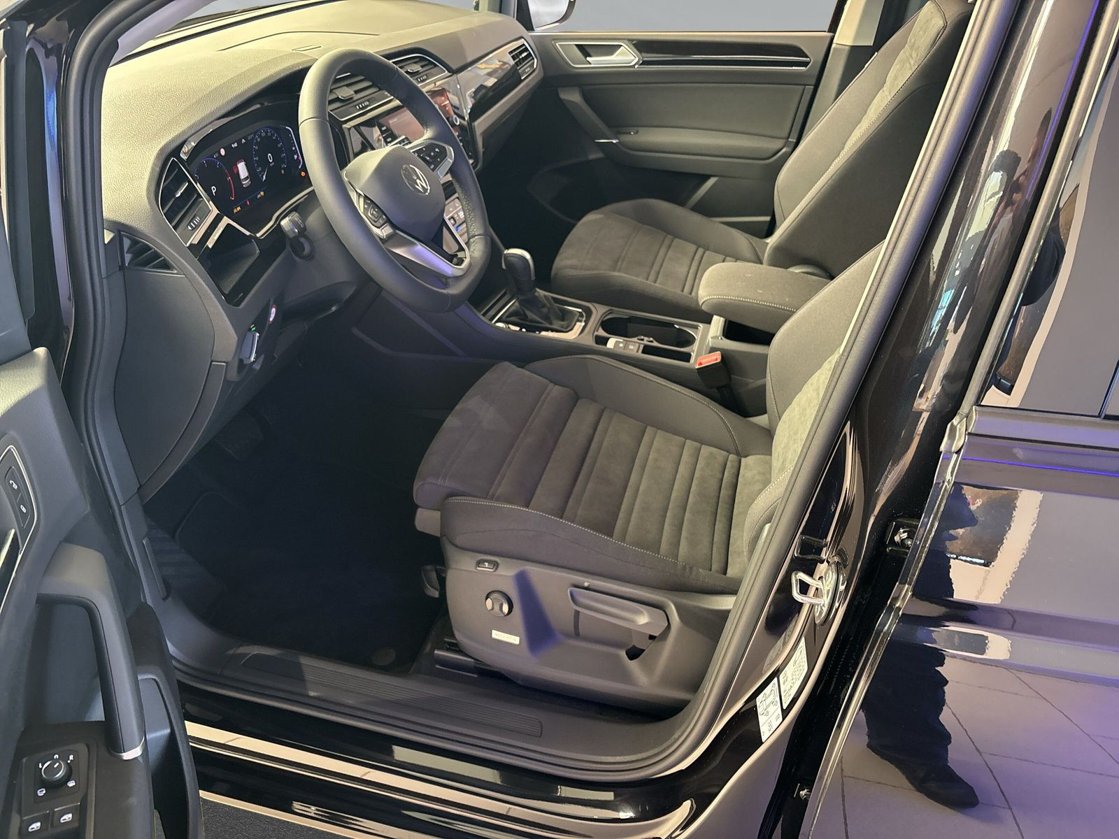 Touran Highline 2,0 l TDI SCR 110 kW (15 0 PS) 7-Gang-Doppelkupplungsgetriebe DSG