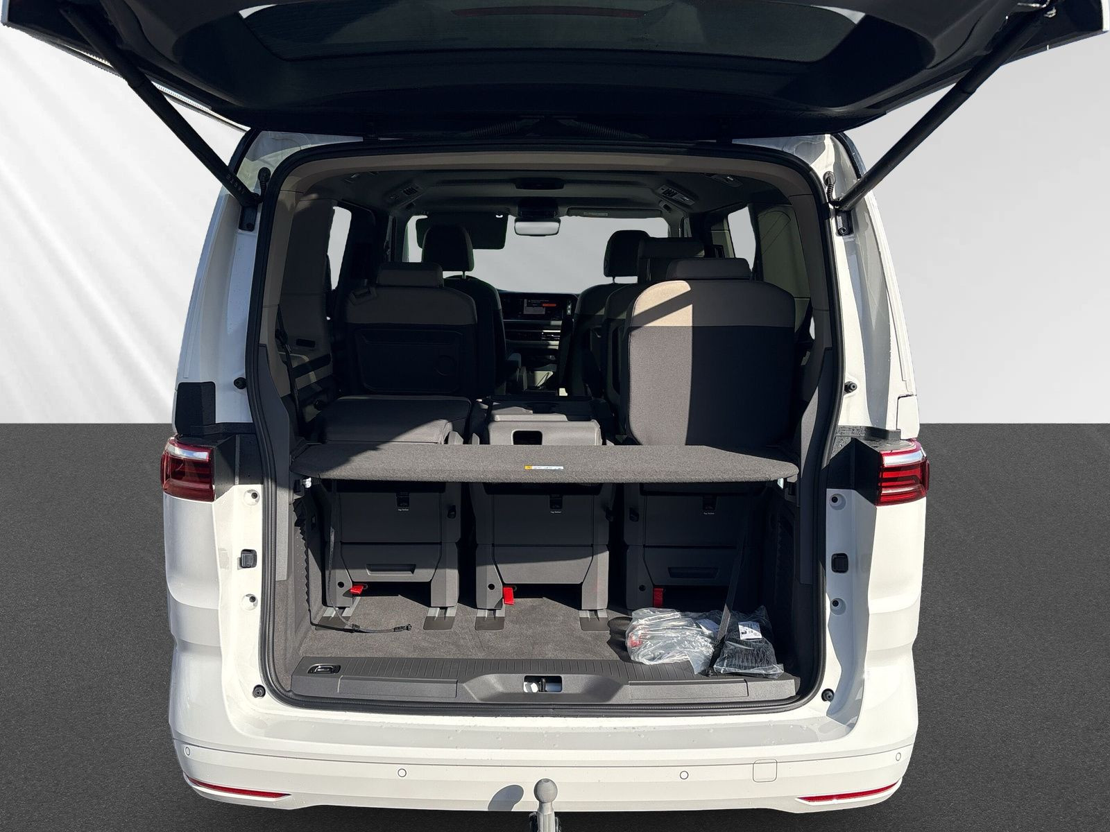 Multivan Life 2,0 l 110 kW TDI SCR Front antrieb 7-Gang-DSG Radst. 3124 mm kurzer Überhang