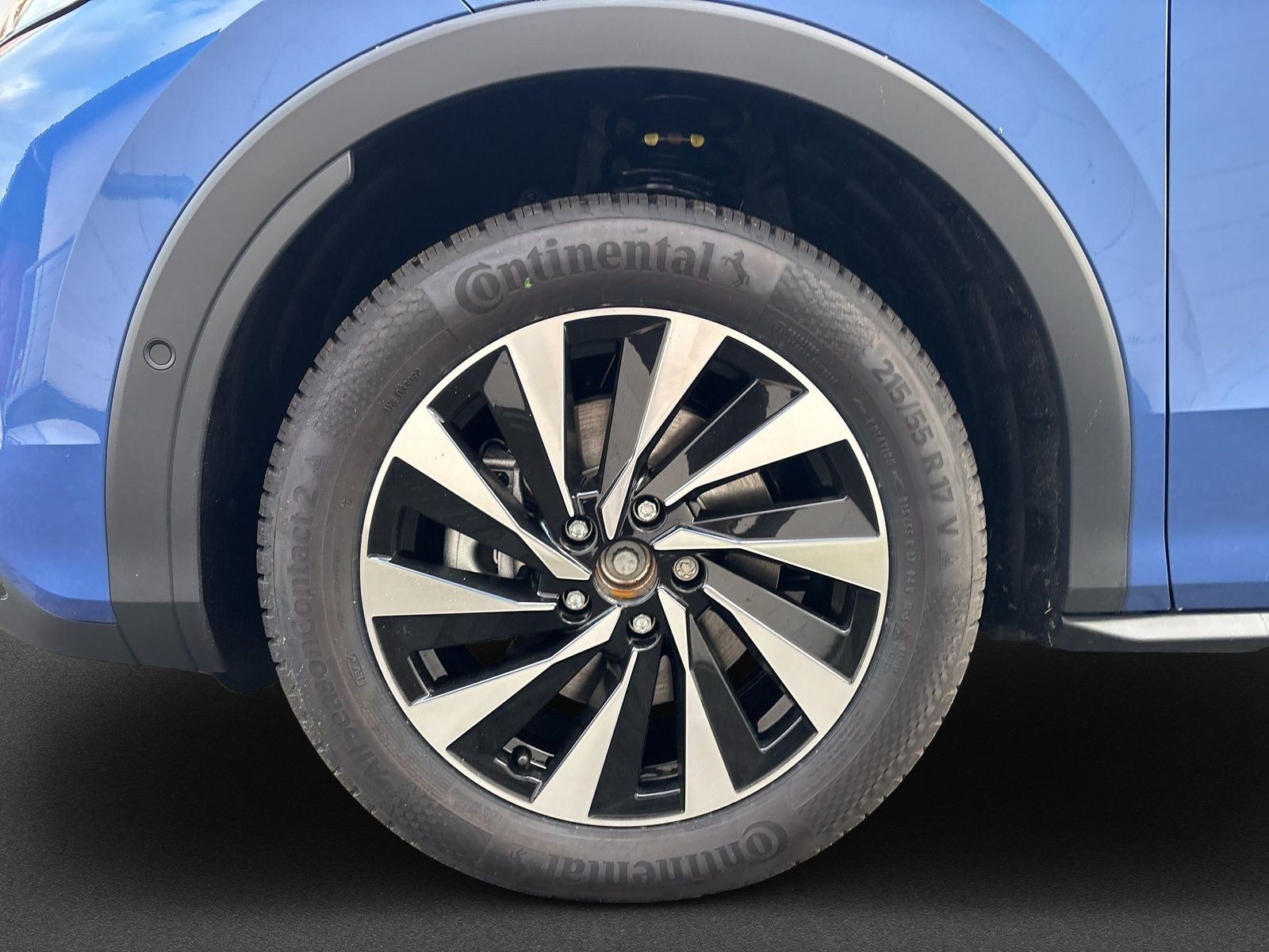 T-Roc Life 1.5 l eTSI 85 kW 7-G. * UVP: 38.990 ¤