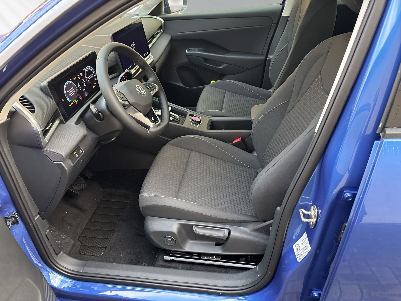 T-Roc Life 1.5 l eTSI 85 kW 7-G. * UVP: 38.990 ¤