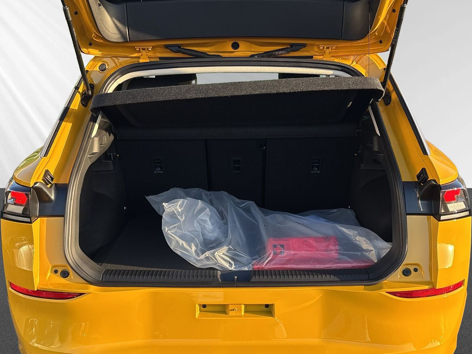 T-Roc Life 1.5 l eTSI 85 kW 7-G. * UVP: 38.130 ¤