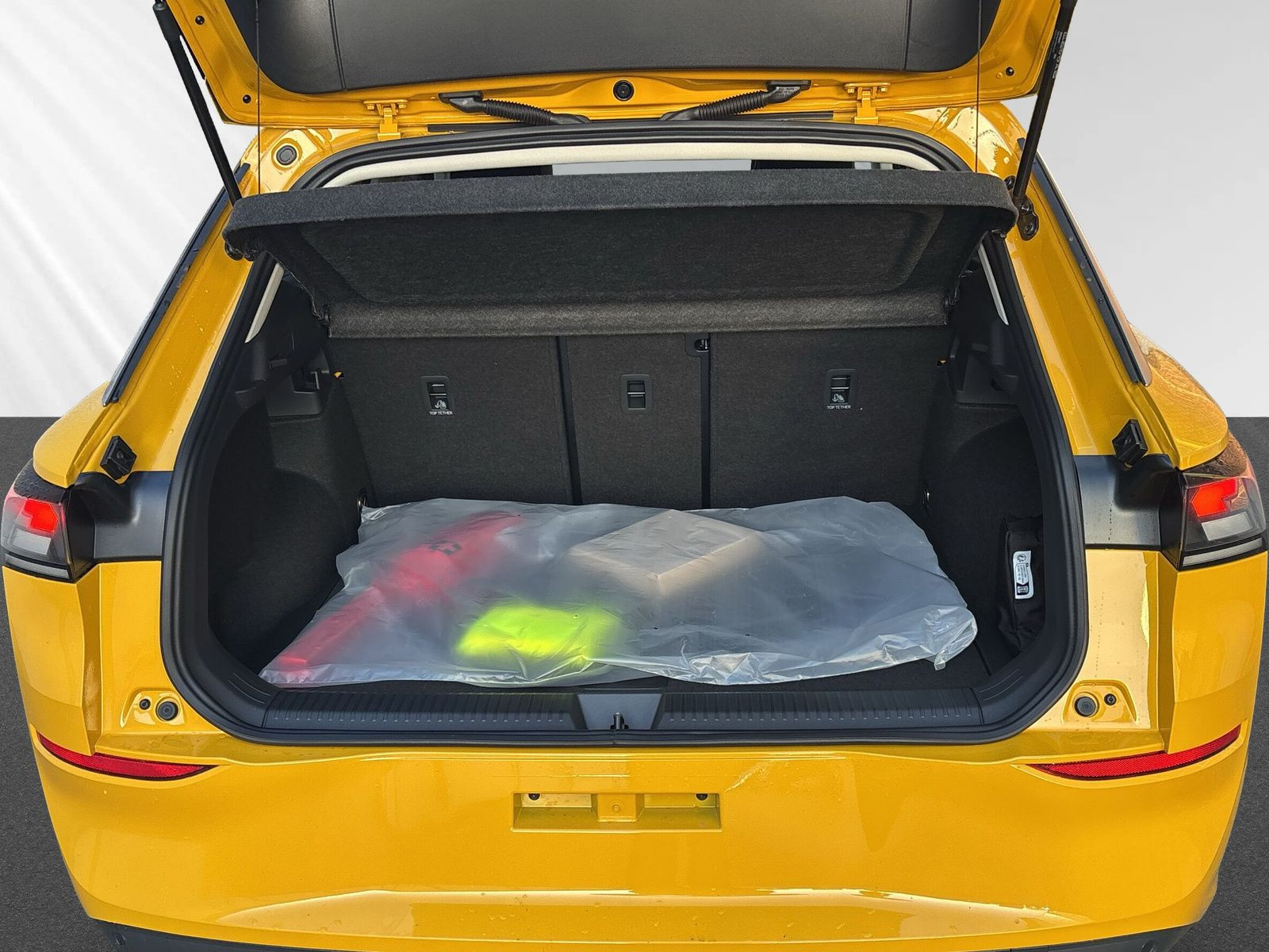 T-Roc Life 1.5 l eTSI 85 kW 7-G. * UVP: 38.130 ¤