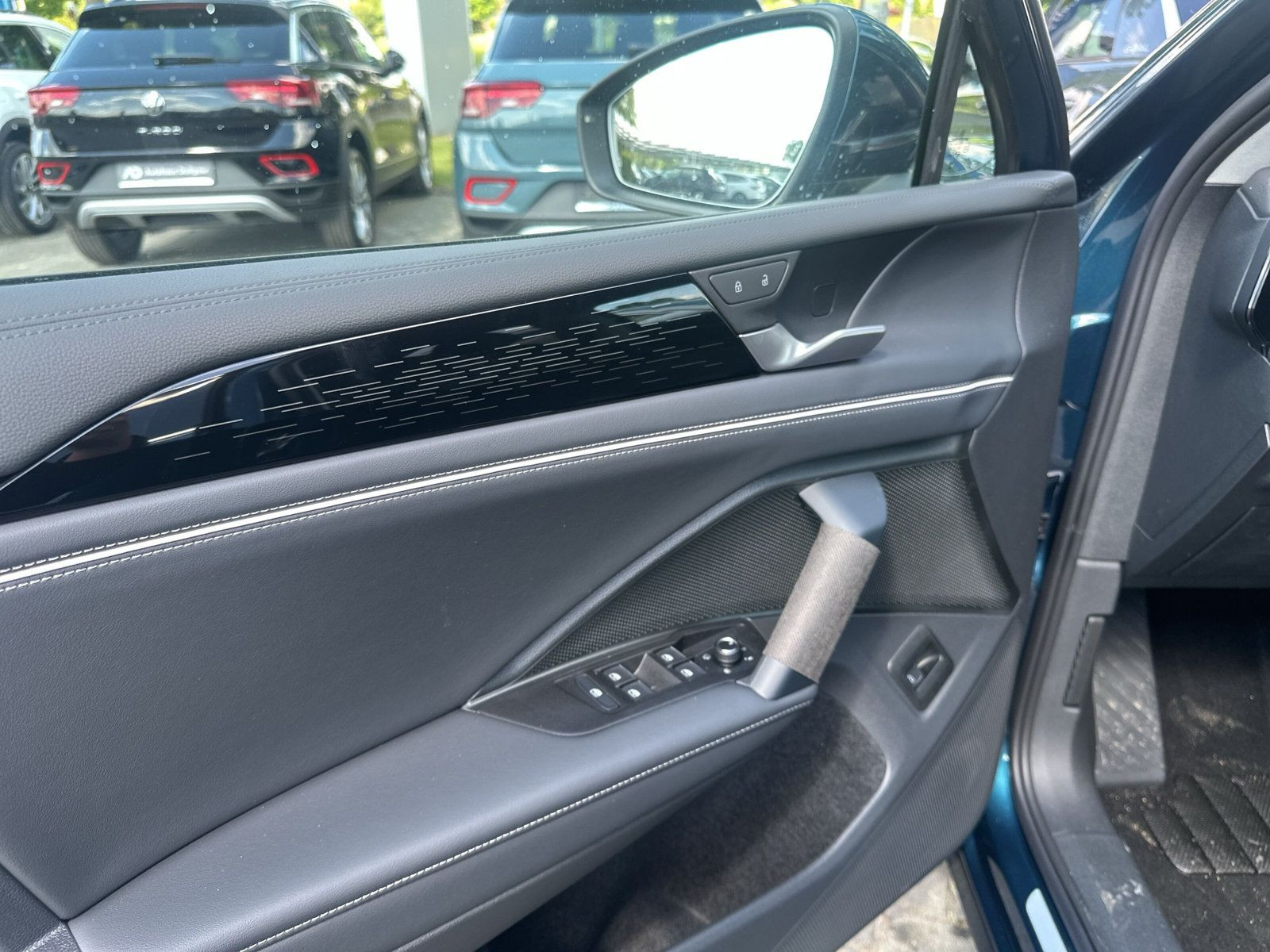 Tiguan Elegance 2,0 l TDI SCR 110 kW (15 0 PS) 7-Gang-Doppelkupplungsgetriebe DSG