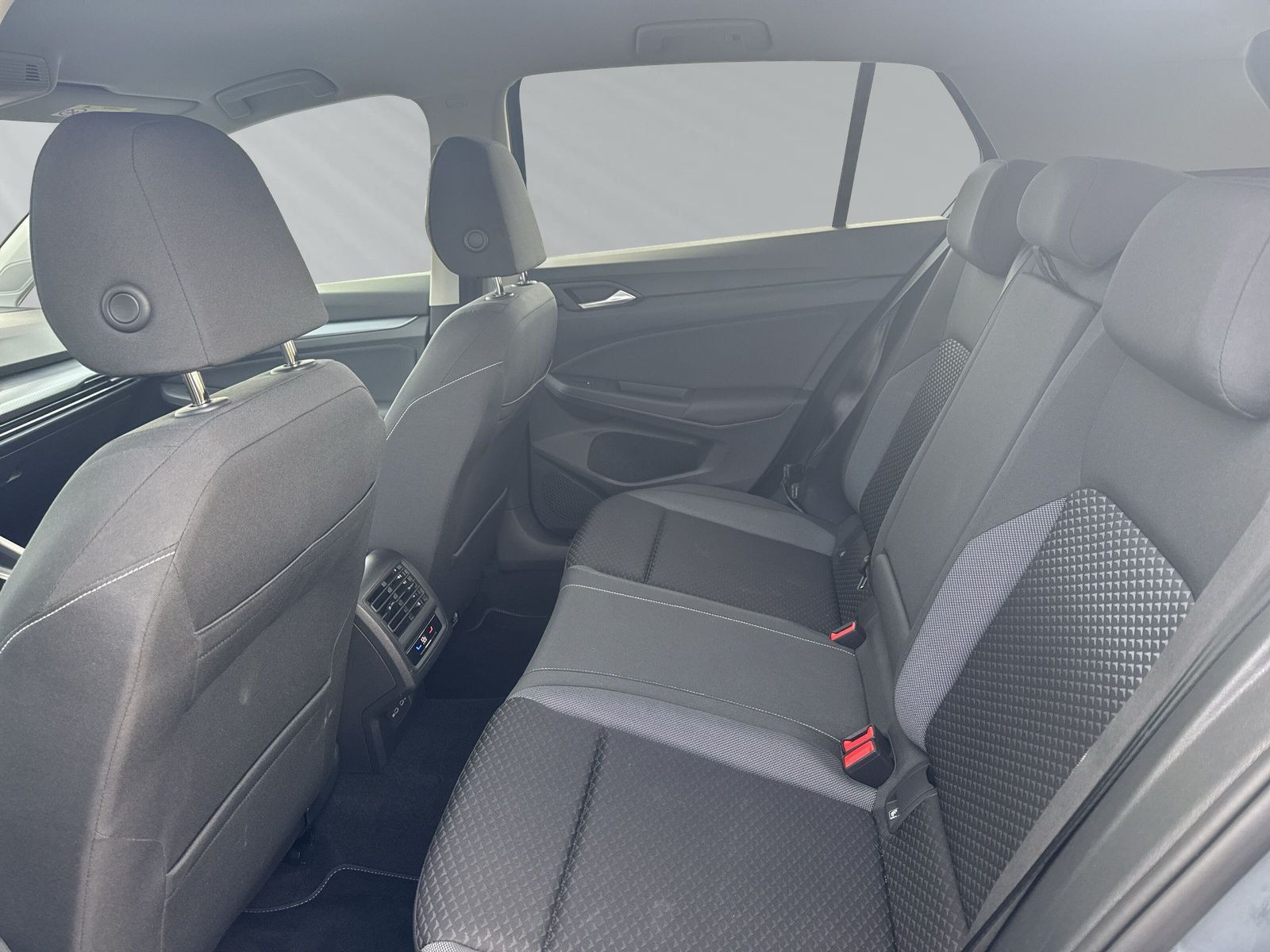 Golf VIII 1.5 eTSI Style Busin.Prem+Pano+LEDmatr