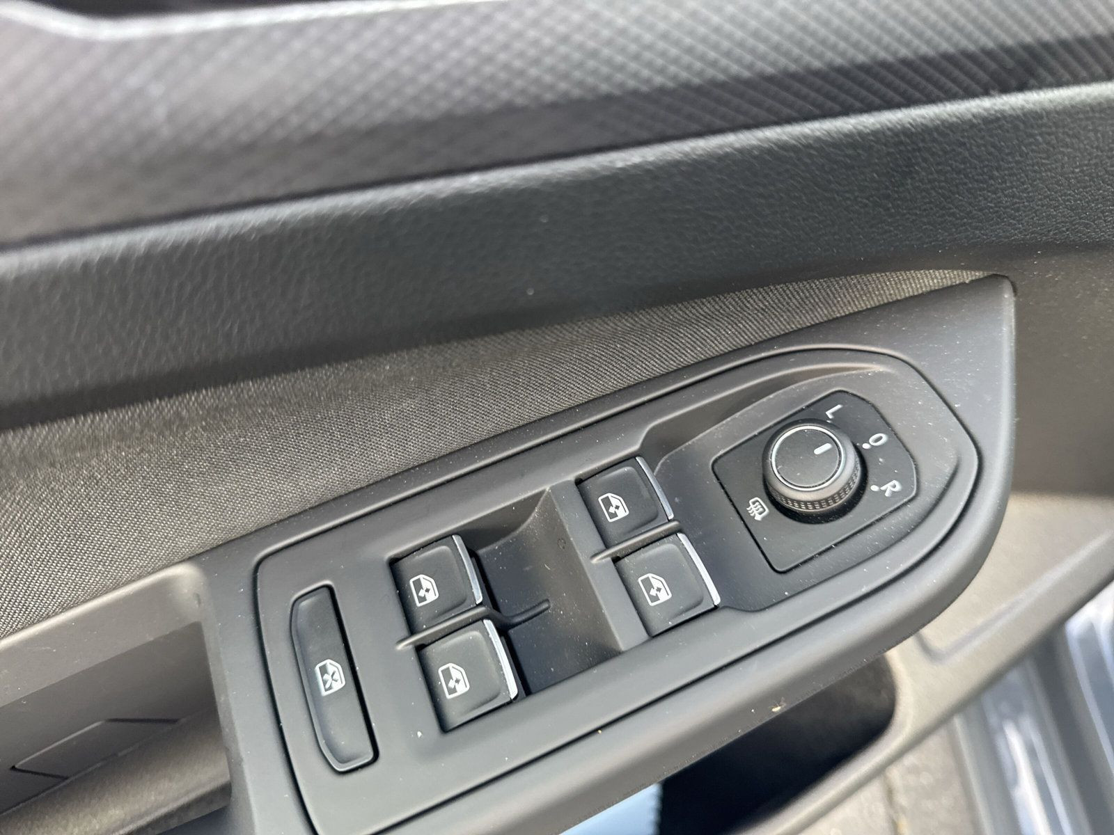 Golf VIII 1.5 eTSI Style Busin.Prem+Pano+LEDmatr