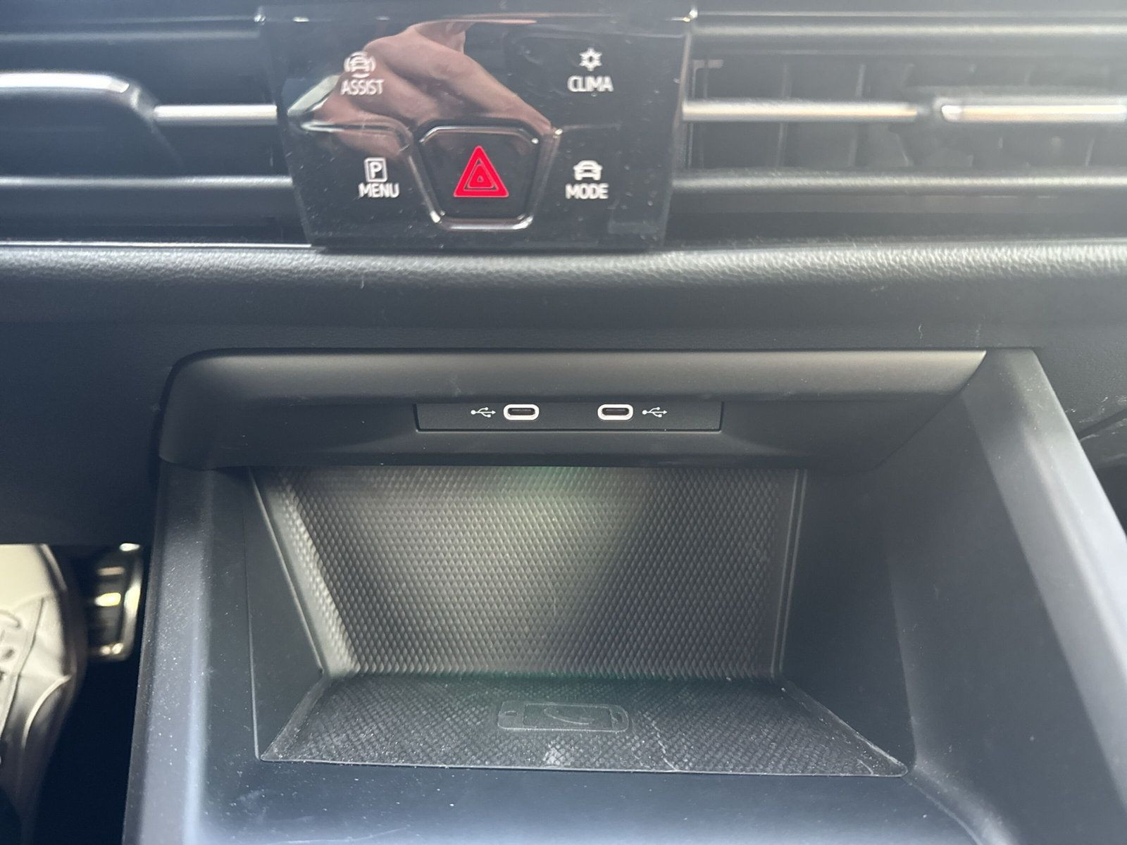 Golf VIII 1.5 eTSI Style Busin.Prem+Pano+LEDmatr