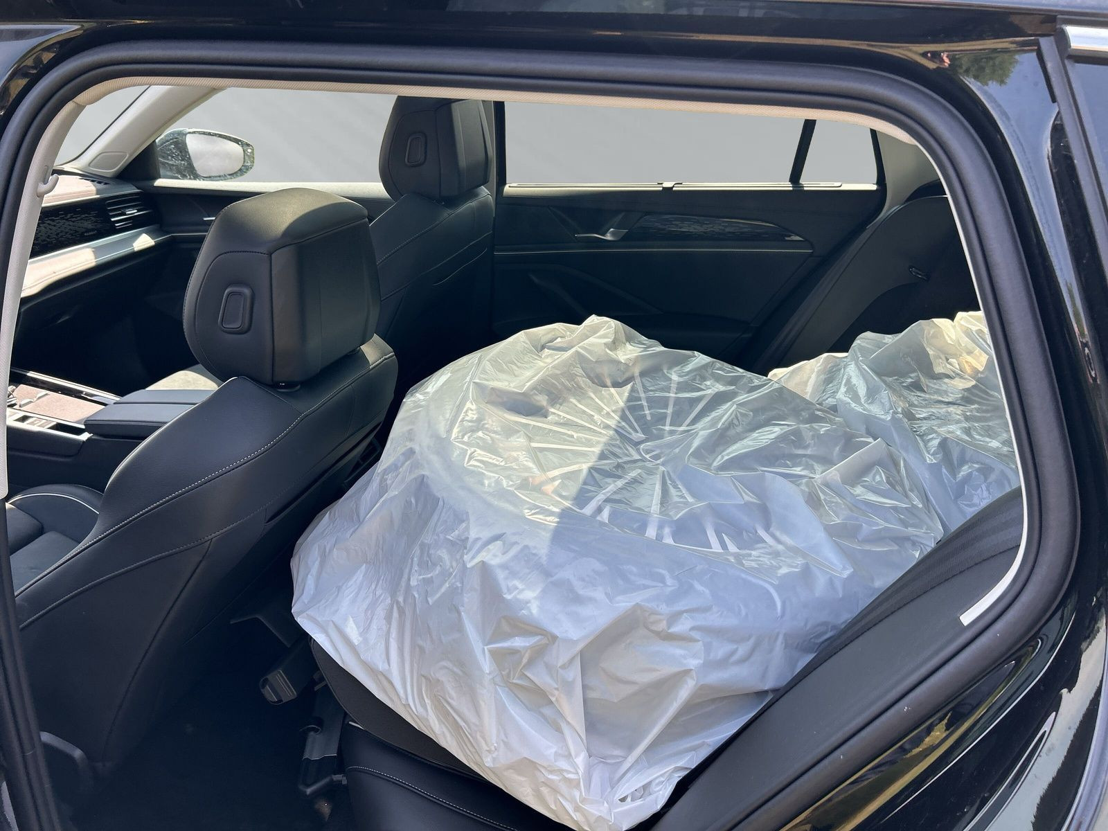 Passat Elegance 2,0 TDi 150PS*NEUES MODELL