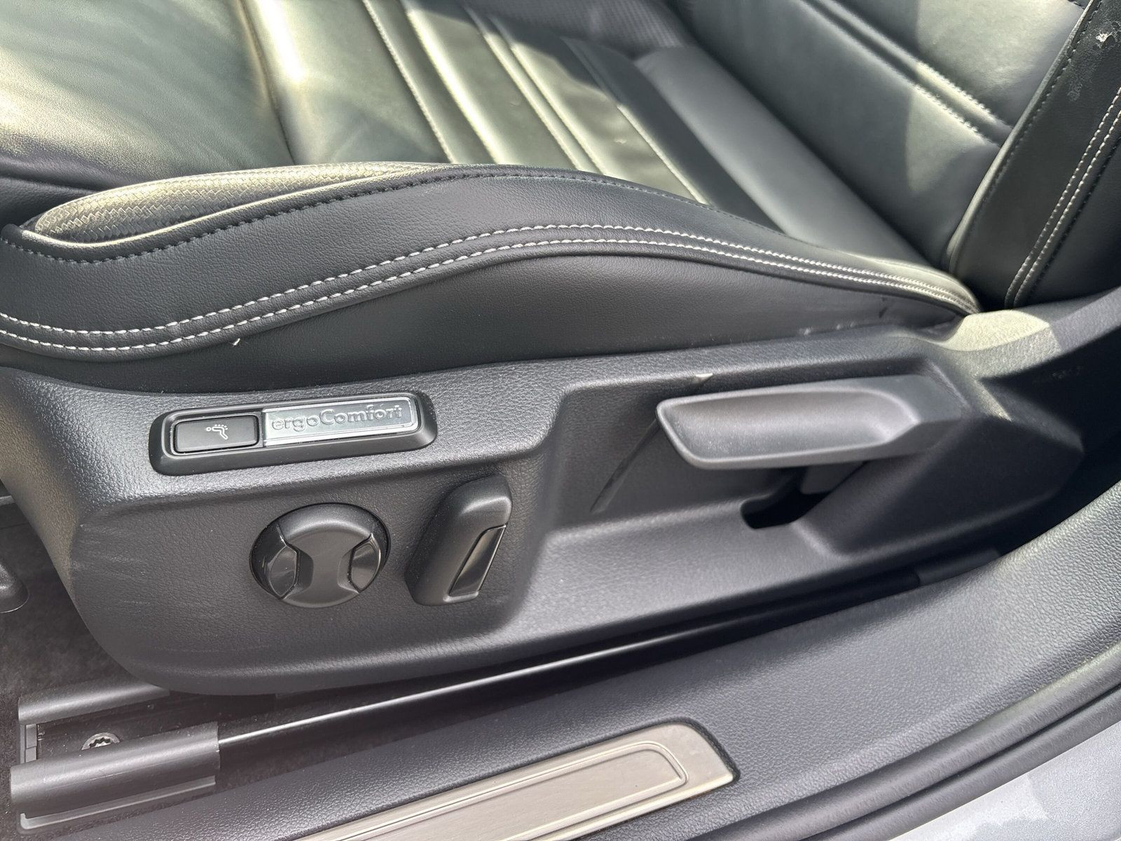 Passat Variant Business 1,5l eTSi 150PS*NEU MOD.