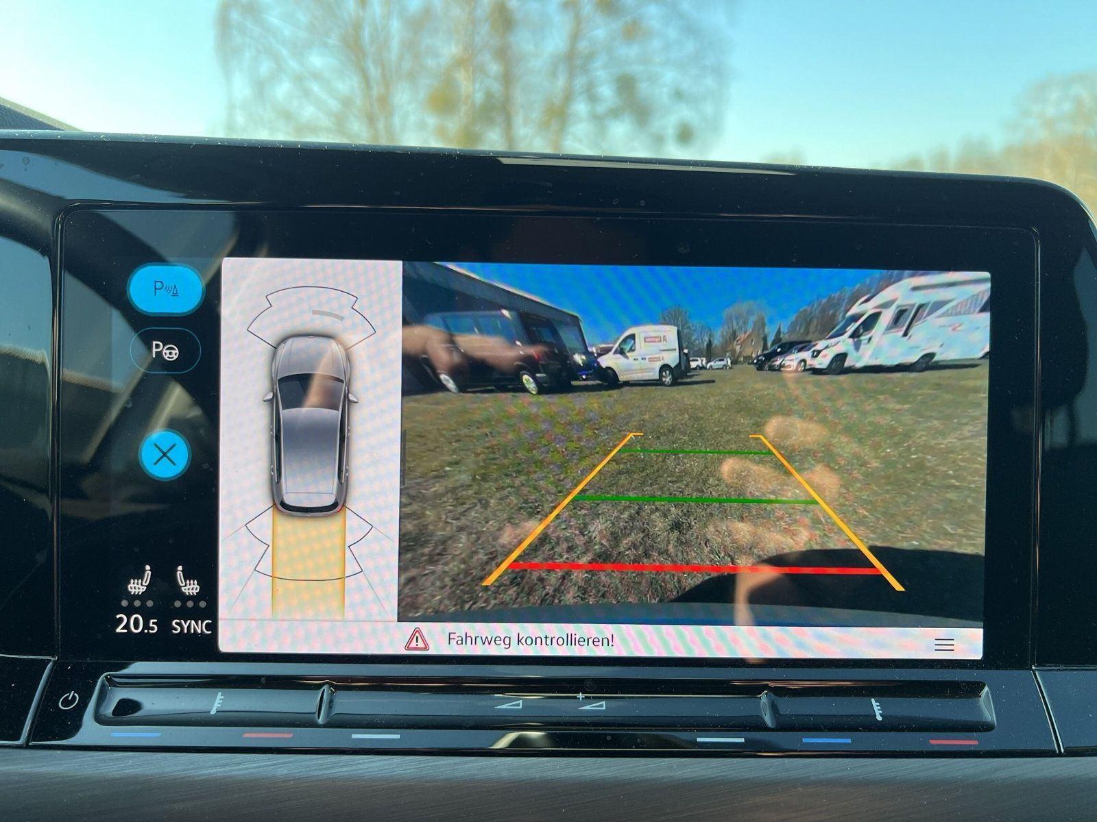 Golf VIII 1.5 eTSI Goal AHKklap+LEDmatr+RFK+WiRä