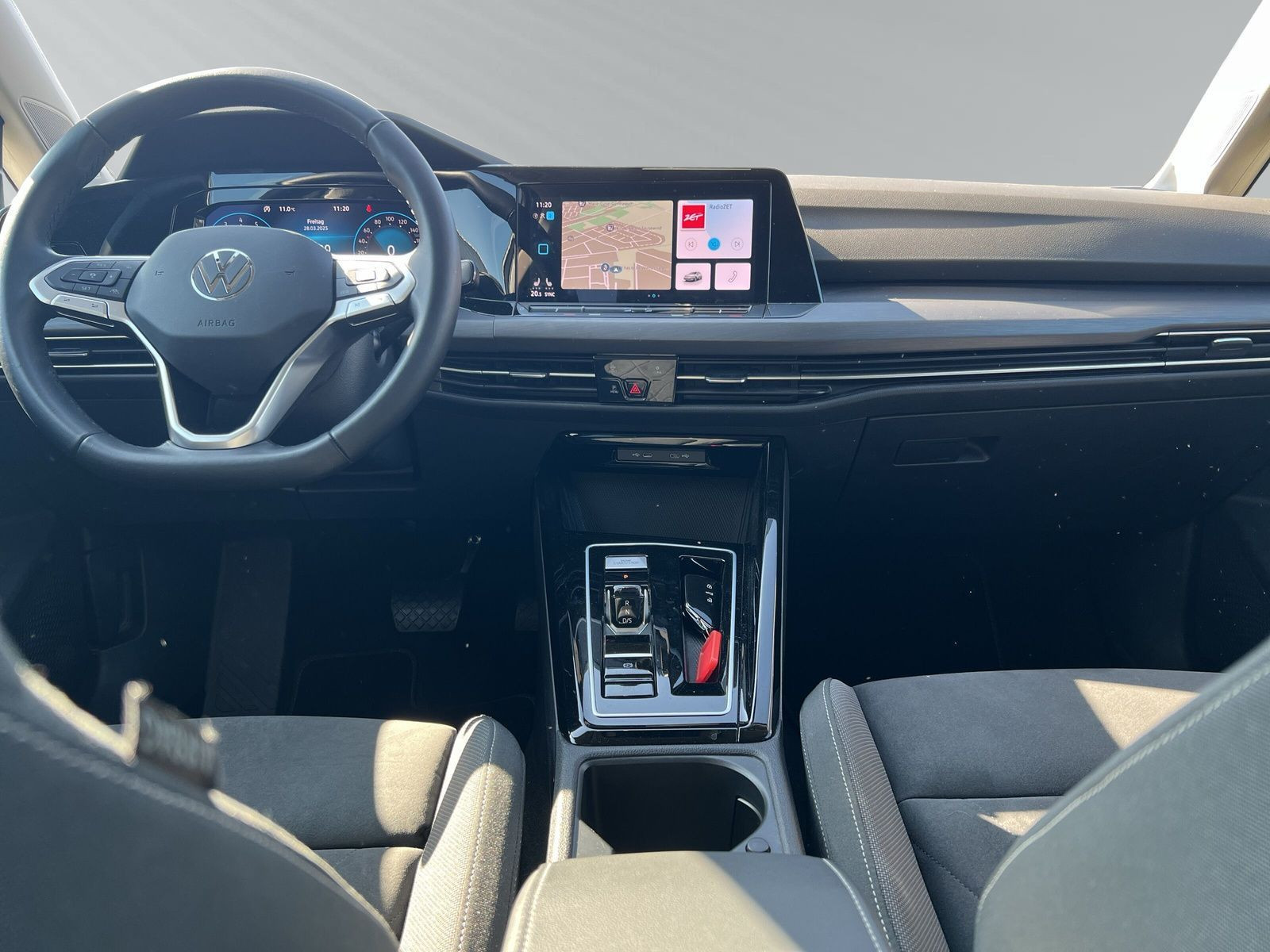 Golf VIII 1.5 eTSI Goal AHKklap+LEDmatr+RFK+WiRä