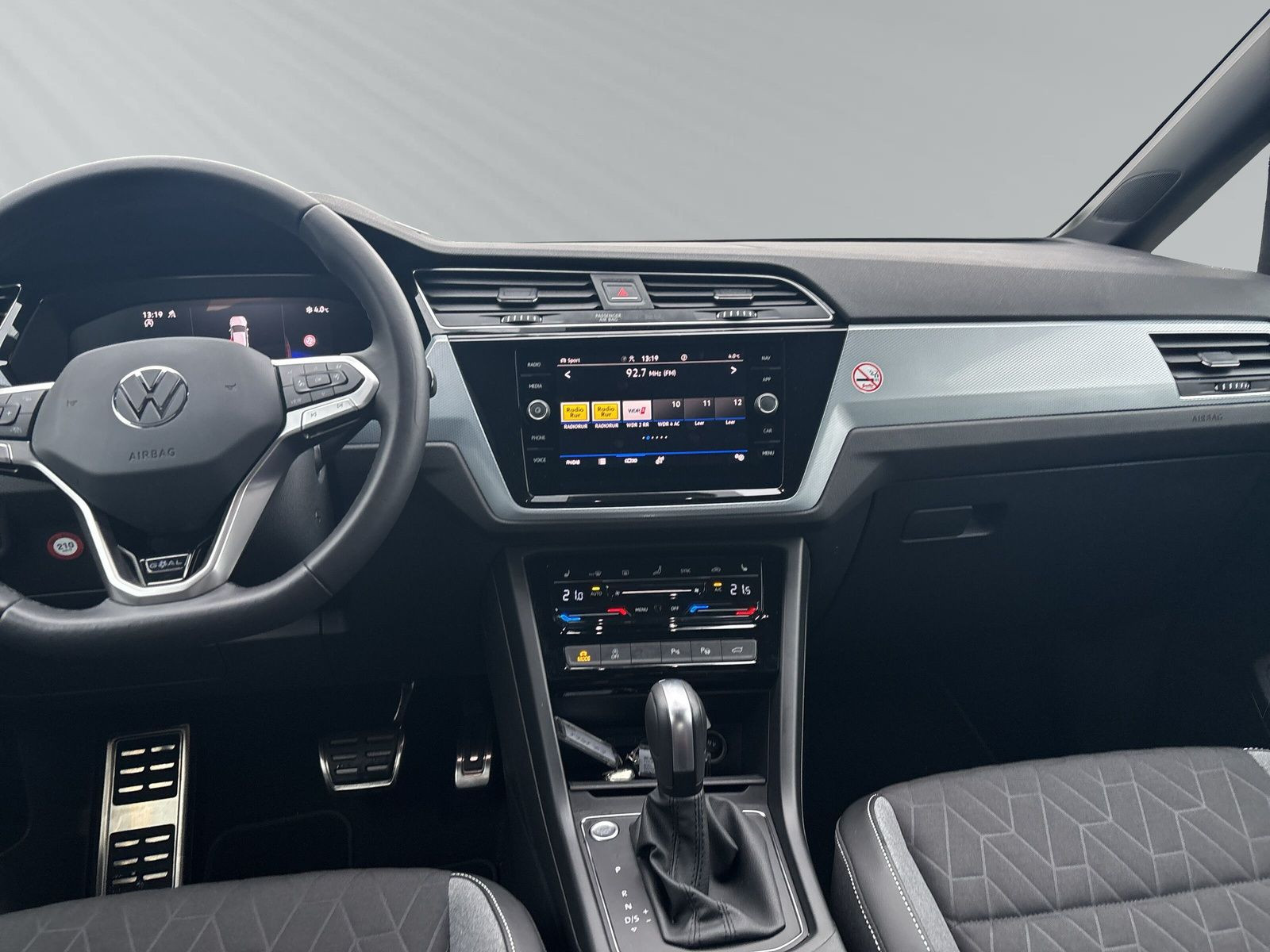 Touran 1.5 TSI GOAL 7-Sitzer RFK+NAVI+WiRä+Alarm