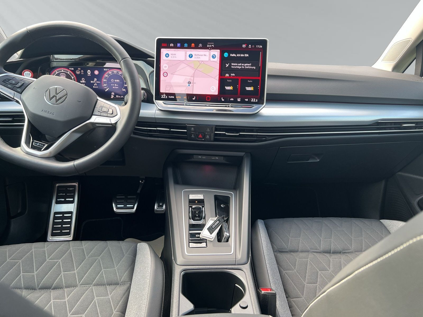 Golf Variant 1.5eTSI Goal+AHK klap+PANO+RFK+WiRä