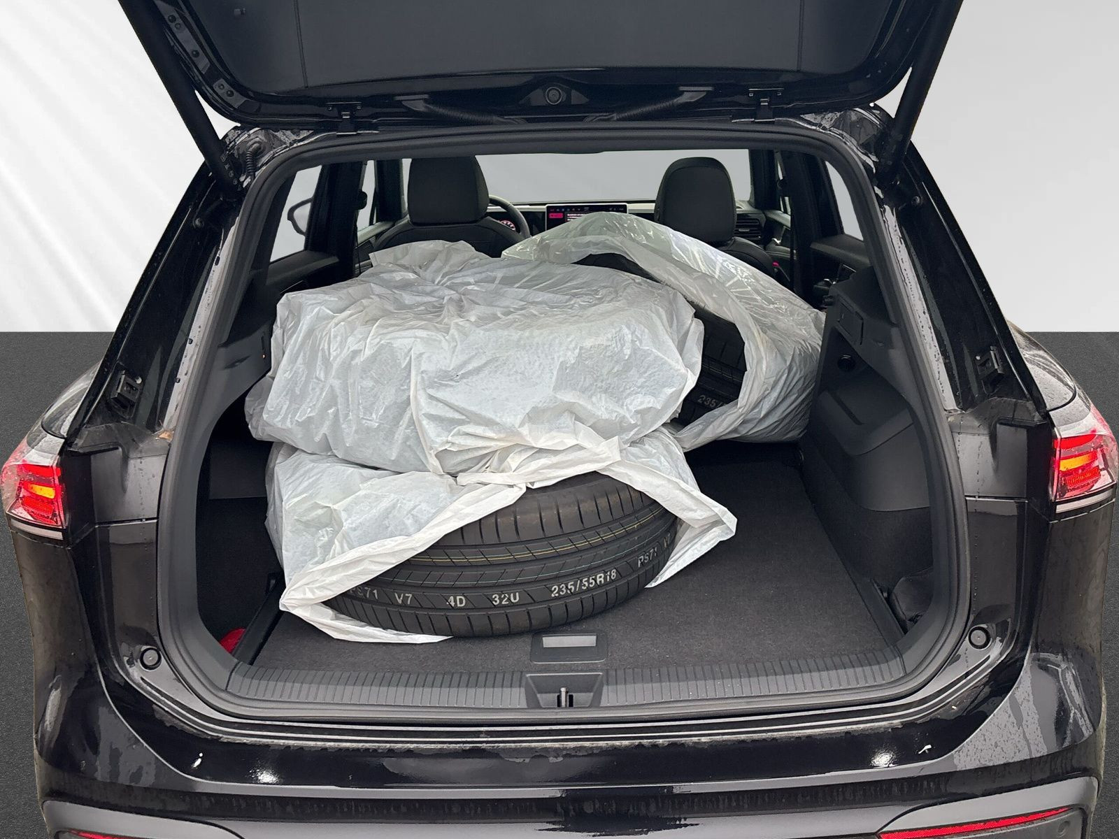 Tiguan 1.5 eTSI Goal*AHK+WiRä+IQLight+Pano+WiPa*