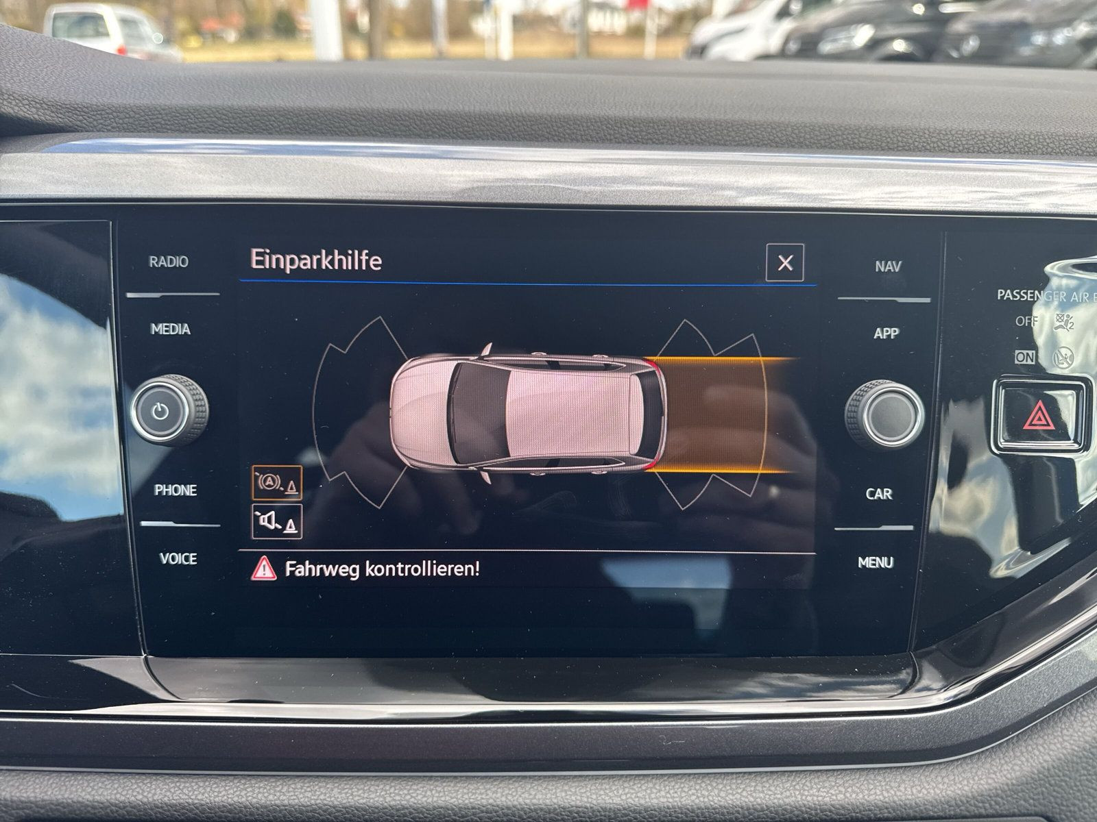 Polo Style 1,0 l TSI 95 PS Sportfahrw.+Navi+DSG+