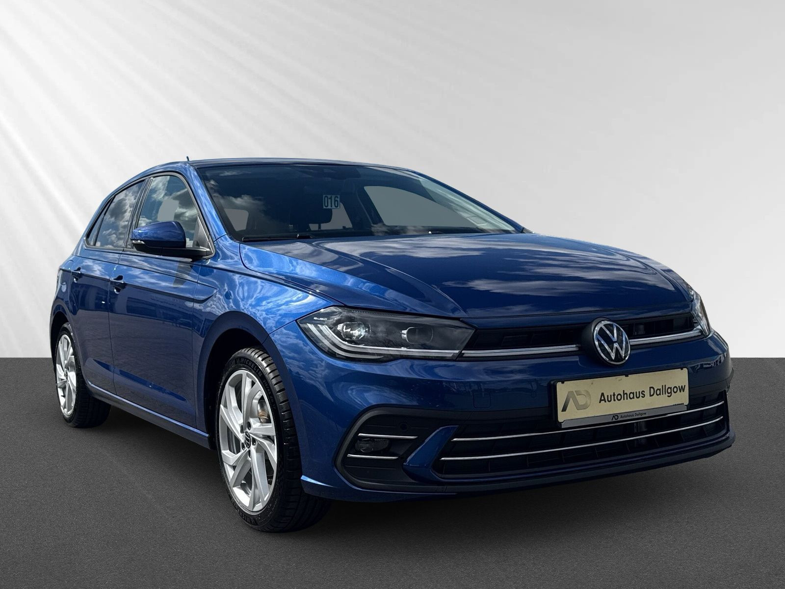 Polo Style 1,0 l TSI 95 PS Sportfahrw.+Navi+DSG+