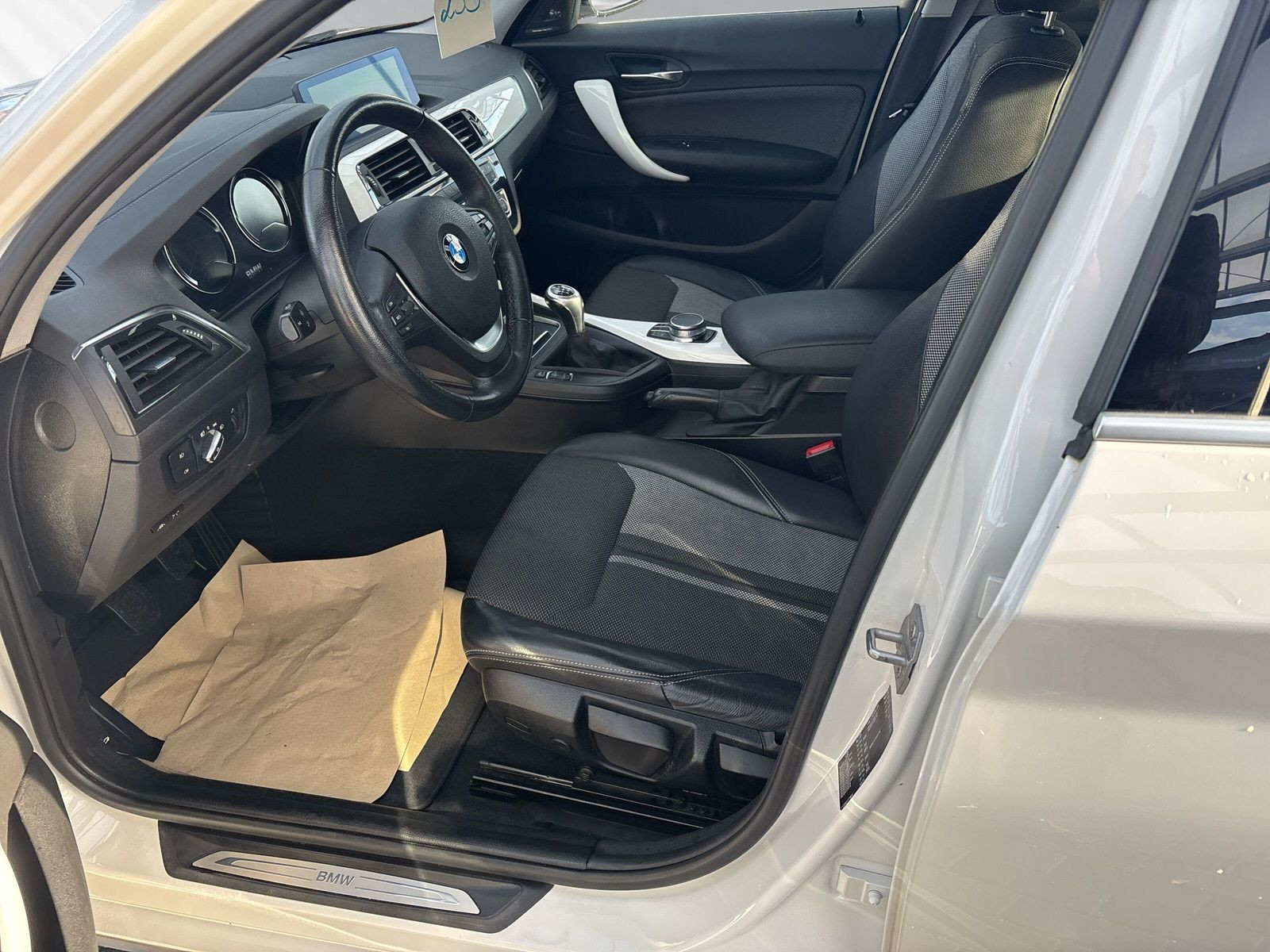 118 1er - 118d Urban Line