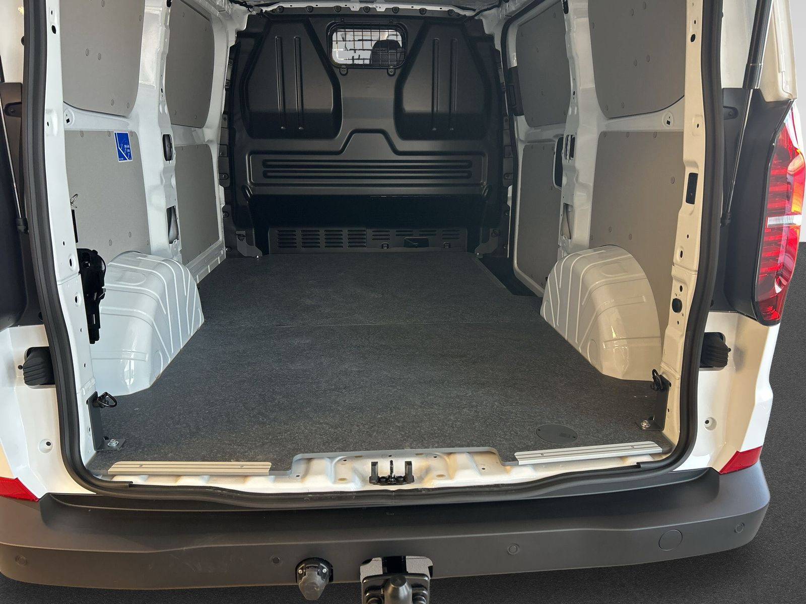 Transporter Kasten 2,0 l 81 kW TDI 6-Gan g Radst. 3100 mm