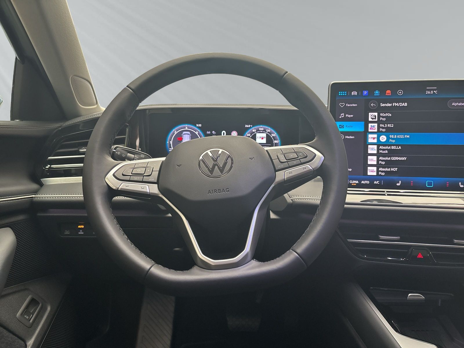 Passat Elegance 2,0 l TDI AHK+Assist+Pano(voll)