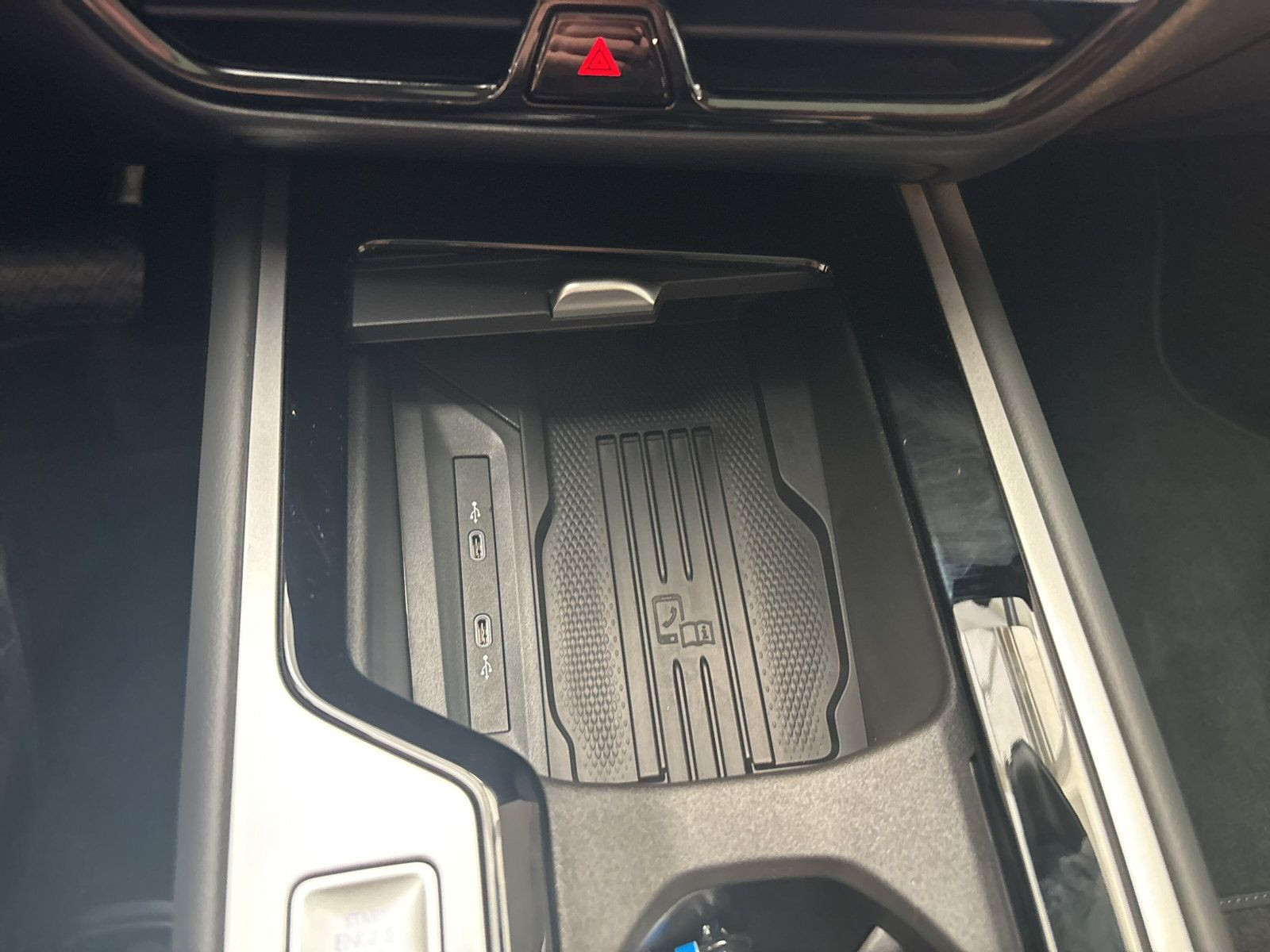 Passat Elegance 2,0 l TDI AHK+Assist+Pano(voll)