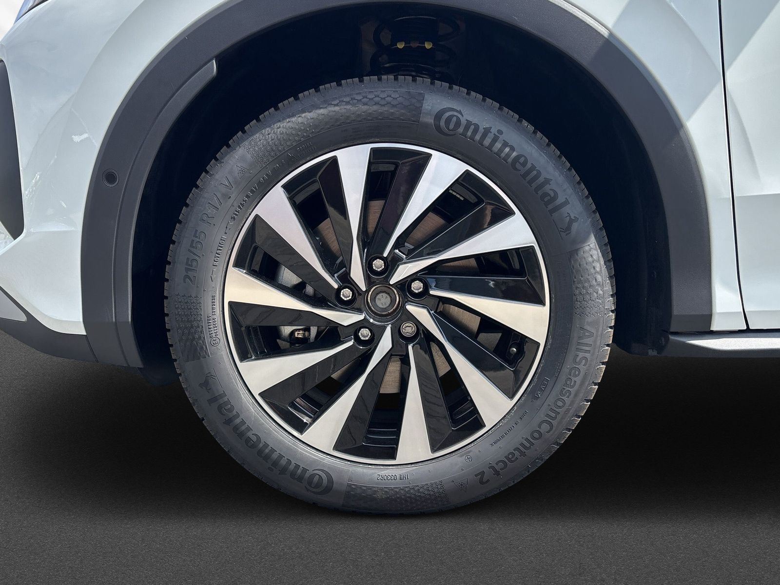 T-Roc Life 1.5 l eTSI OPF 85 kW (116 PS) 7-Gang-Doppelkupplungsgetriebe DSG