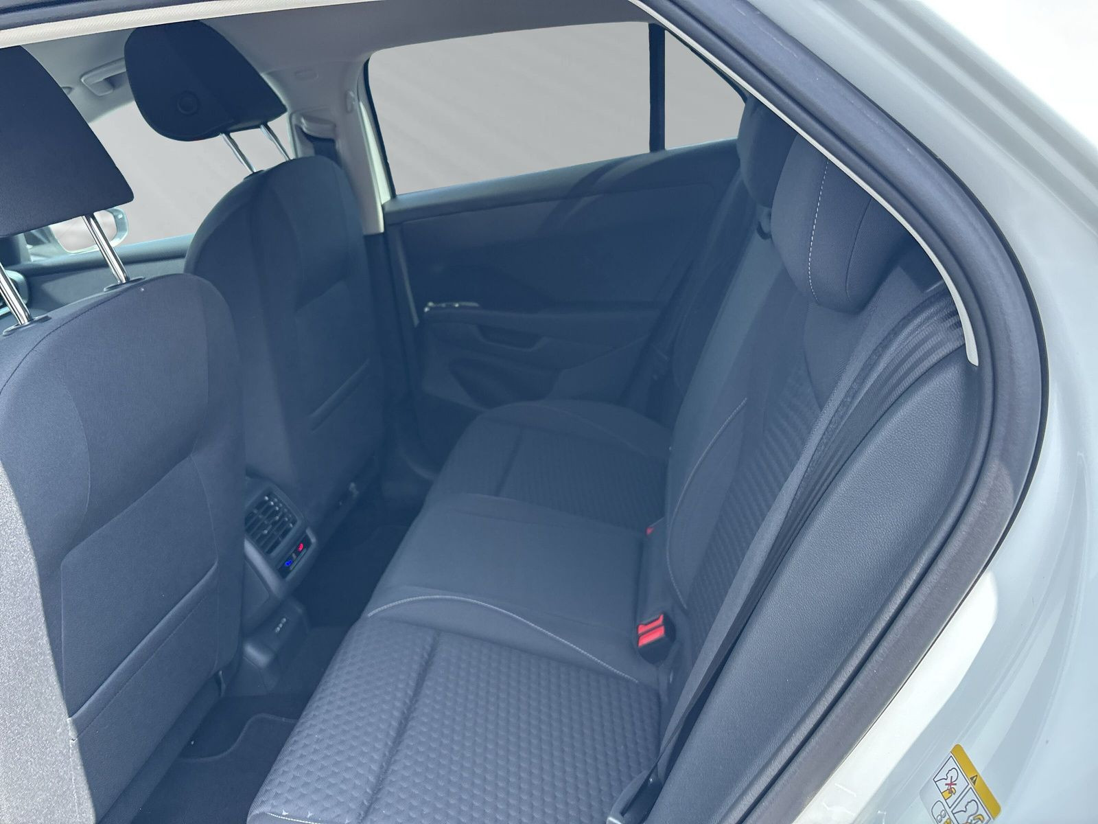 T-Roc Life 1.5 l eTSI OPF 85 kW (116 PS) 7-Gang-Doppelkupplungsgetriebe DSG