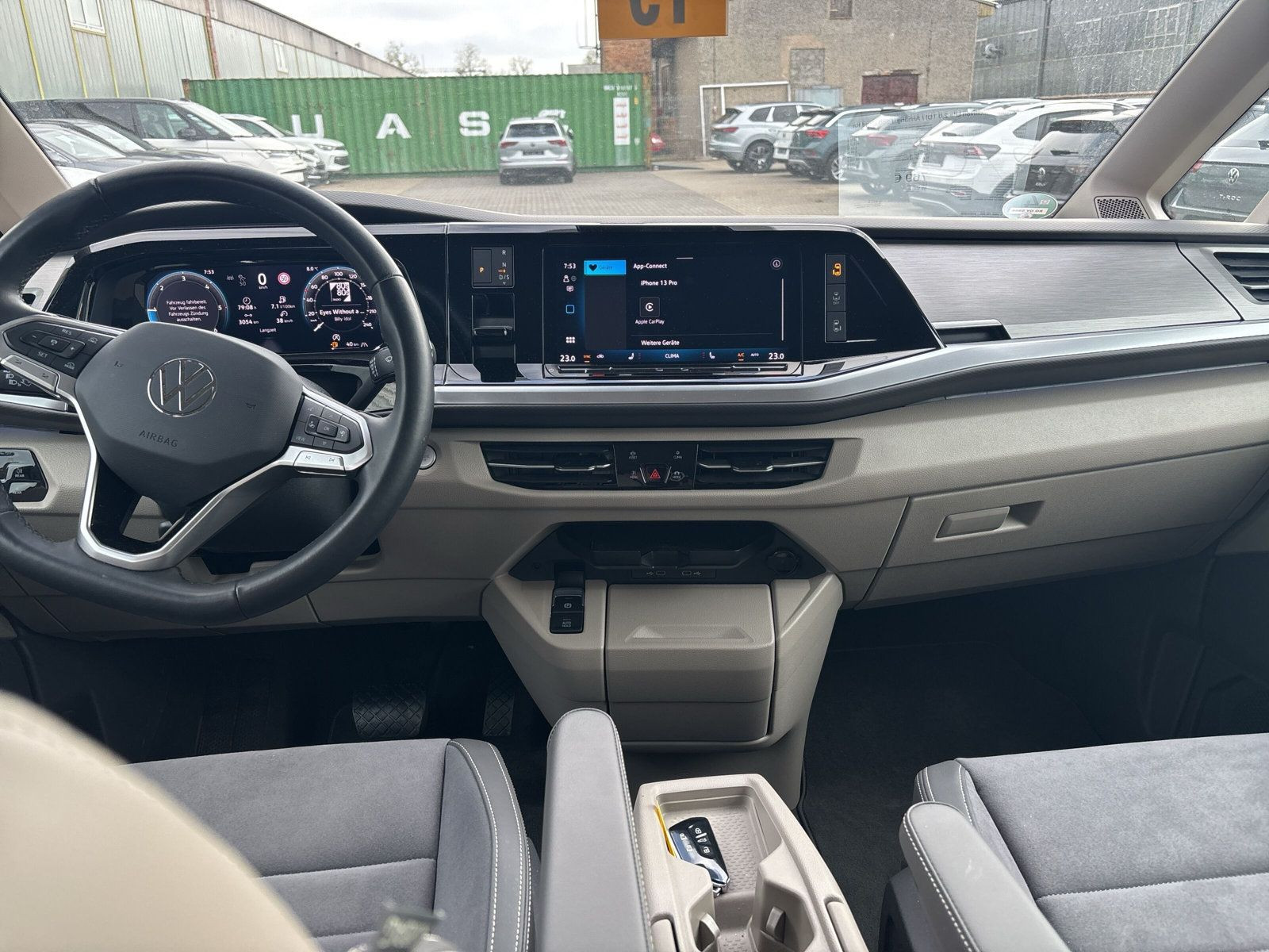 Multivan Life 2,0 TDI / Anhäng. / 360 Grad Kamera / Matrix LED