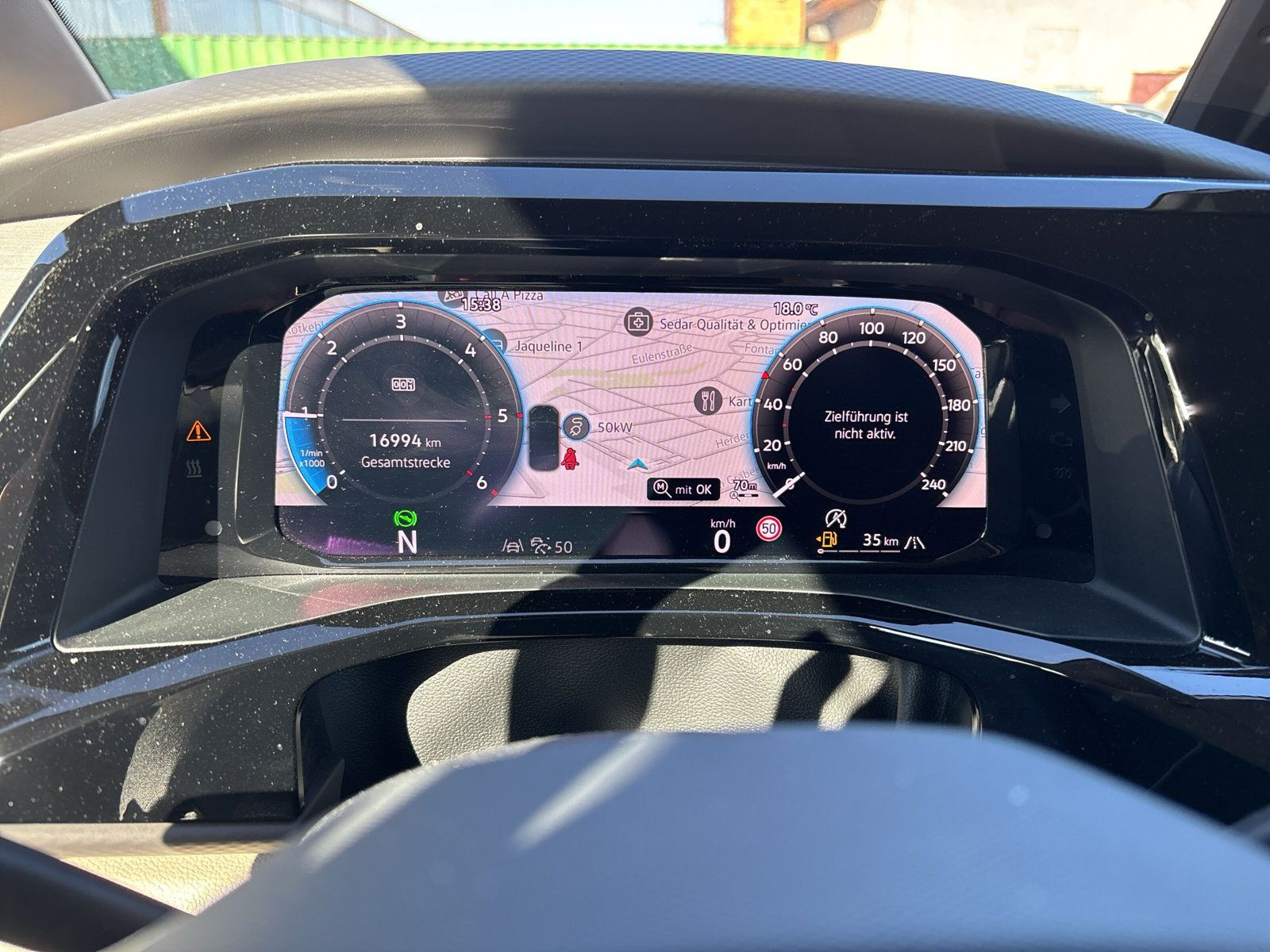 Multivan Life AHK/Adap Fahrw/AssistPaket/Busines