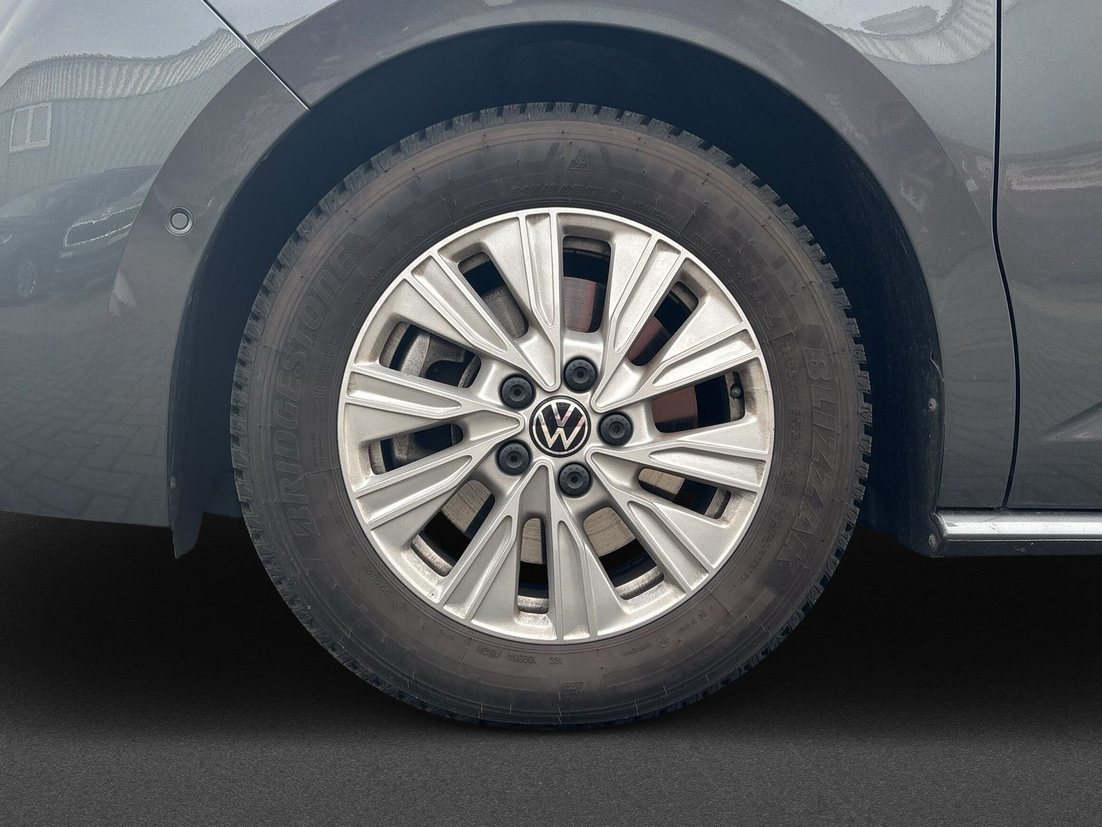 Multivan Life 2,0 TDI / Anhäng. / 360 Grad Kamera / Matrix LED