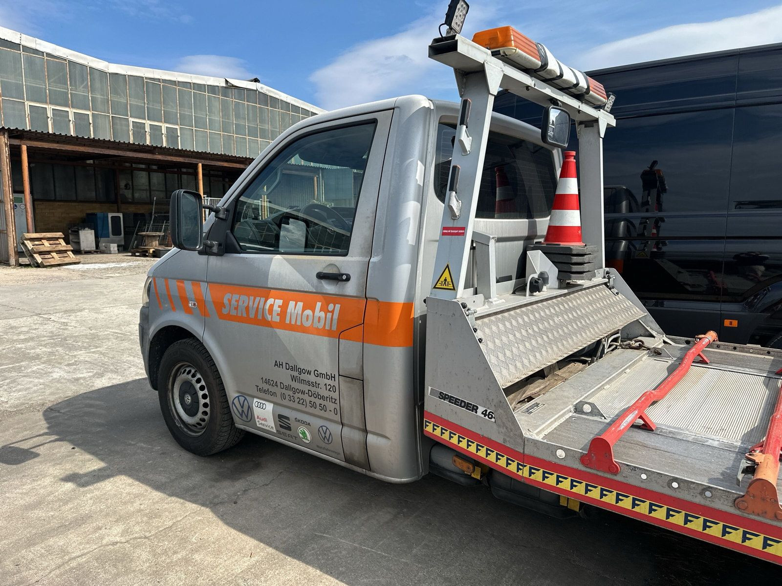 Autotransporter / Abschleppfahrzeug / Seilwinde uvm.