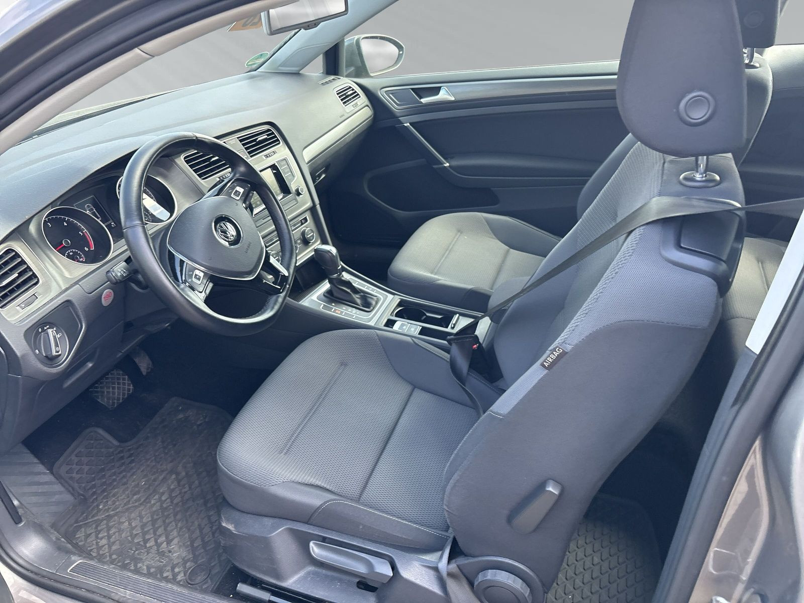 Golf Comfortline gute Ausstattung und gepflegt