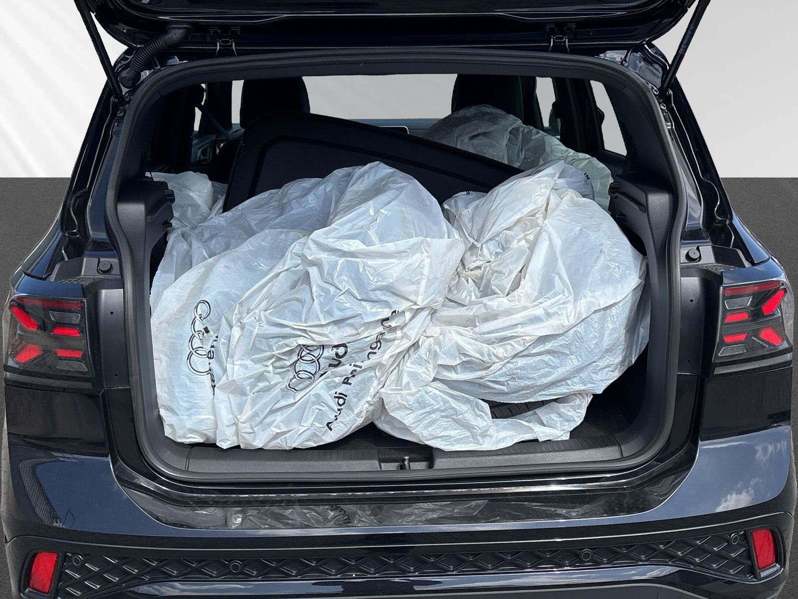 T-Cross R-Line (ehm UPE:43090) AHK IQ Drive RFK