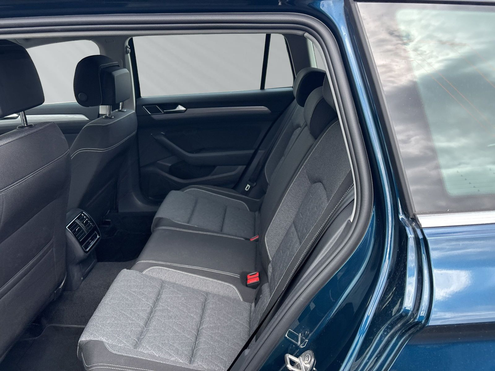 Passat Variant BusinessIQ DriveLight PremiumWiRä