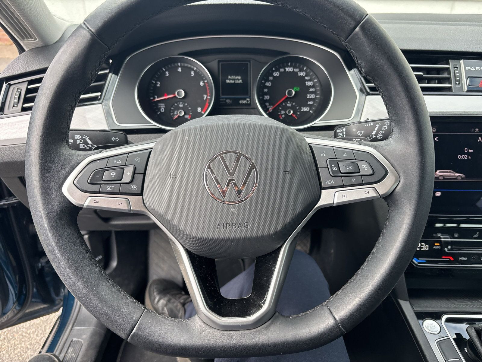 Passat Variant BusinessIQ DriveLight PremiumWiRä