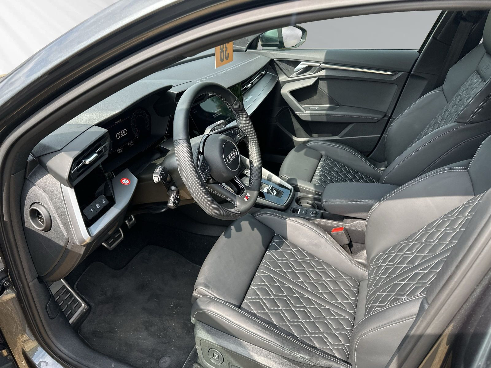 S3 Sportback TFSI 228(310) kW(PS) S tronic