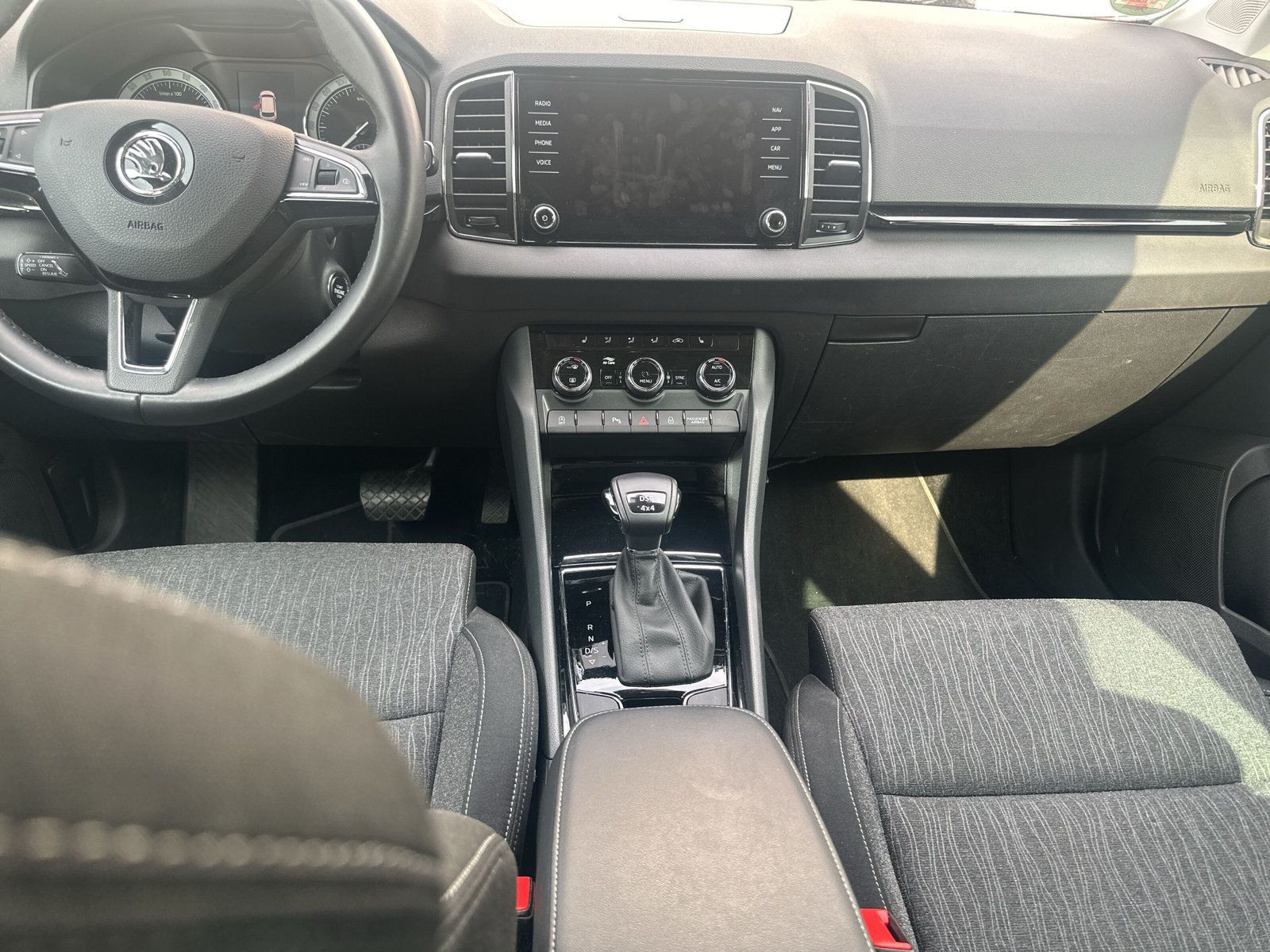 Karoq Style 150PS RFK/NAVI/AHK schwenkbar