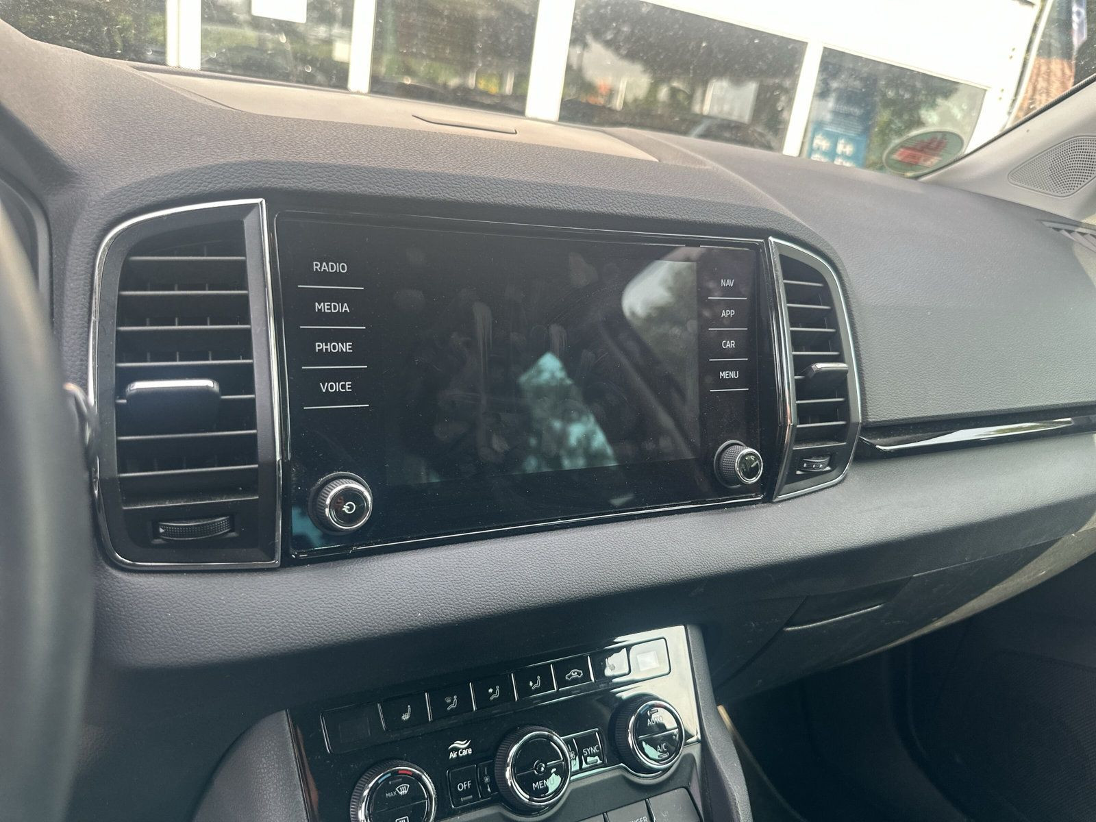 Karoq Style 150PS RFK/NAVI/AHK schwenkbar